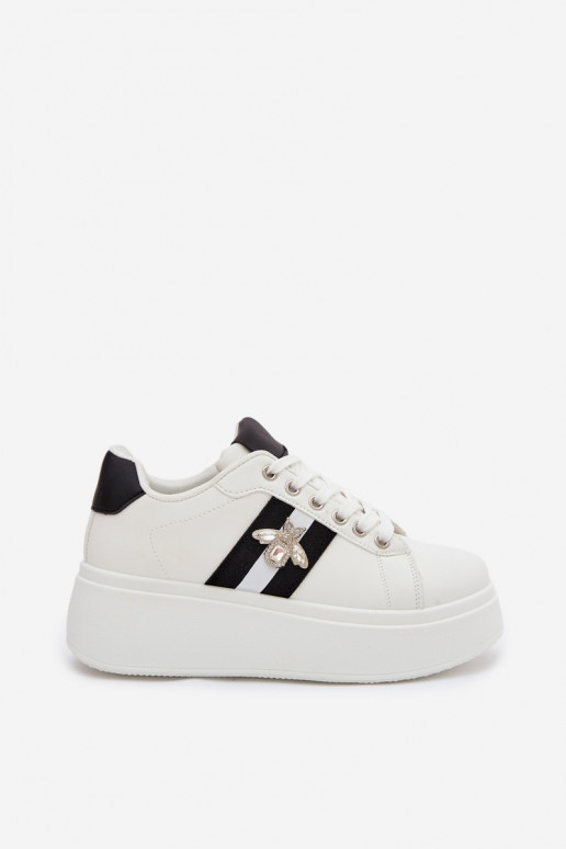 Sneakers tüüpi jalanõud Pealiste omad platvormigaPrzypinką valget värvi Palvessa