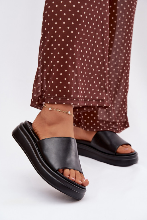 naiste plätud platvormiga msuud Tanelisse