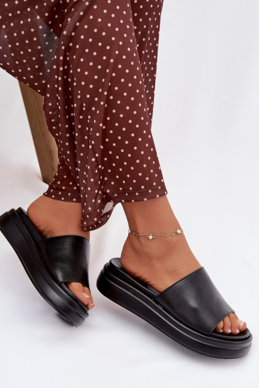 naiste plätud platvormiga msuud Tanelisse