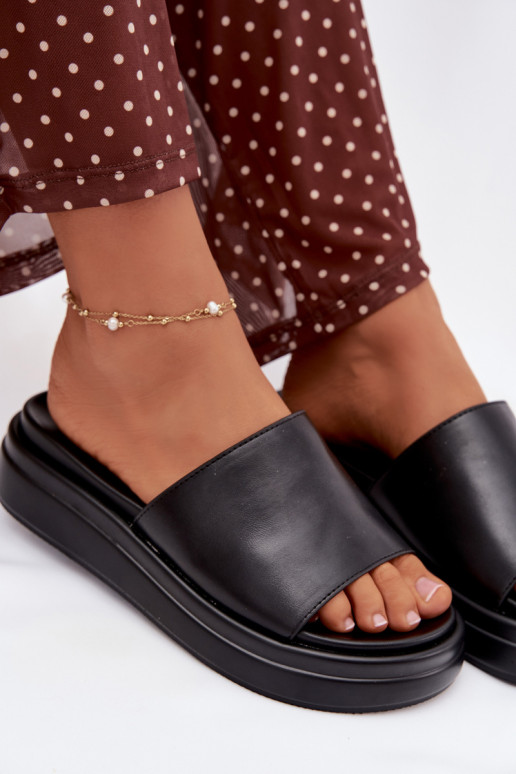 naiste plätud platvormiga msuud Tanelisse