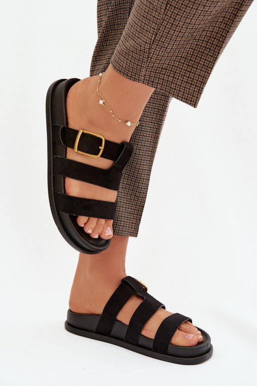 naiste plätud Triipudega I Złotą neetide ja pandlaga msuud Ulirissa