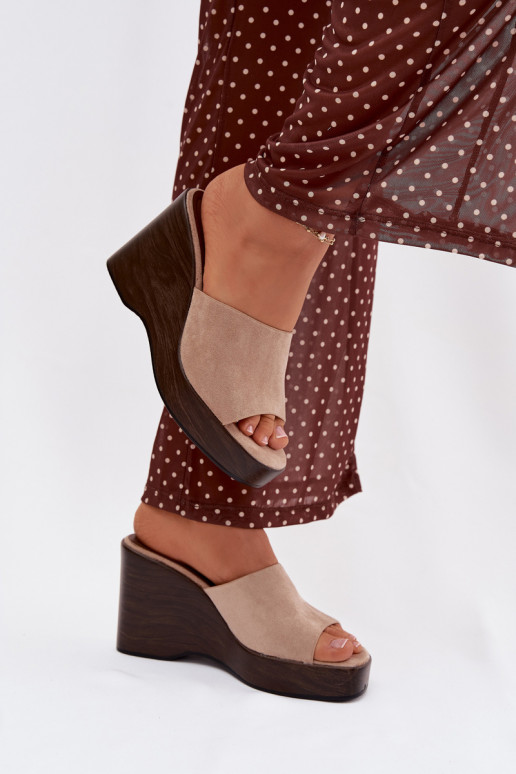 naiste plätud Kiilu peal beeži värvi Ravelia