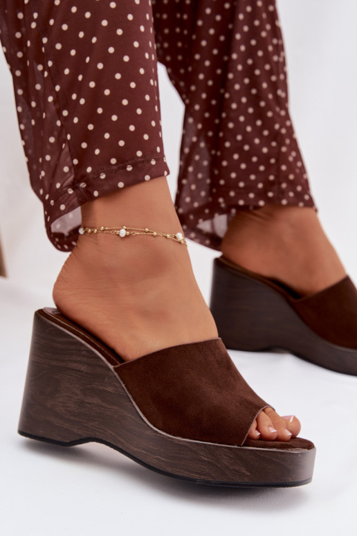 naiste plätud Kiilu peal Czekoladosissee Ravelia