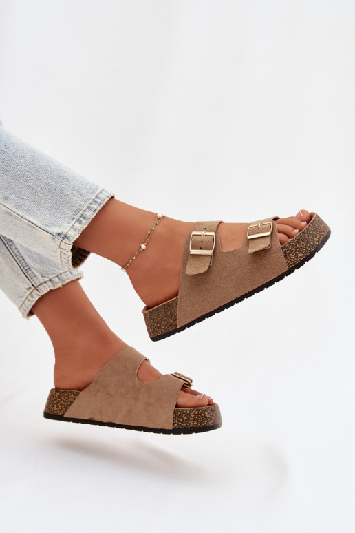 naiste plätud Korkosissea platvormil Ze Kuldset värvimi neetide ja pandlagami beeži värvi Tovessa