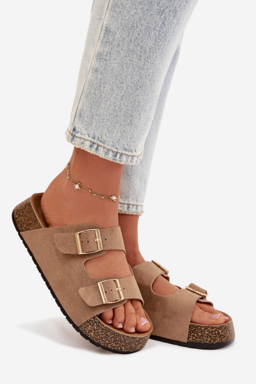 naiste plätud Korkosissea platvormil Ze Kuldset värvimi neetide ja pandlagami beeži värvi Tovessa