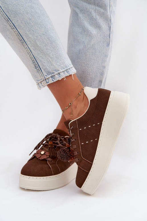 Sneakers tüüpi jalanõud Pealiste omad platvormiga Koos Ornatei Pomponami Czekoladosissee Corinna