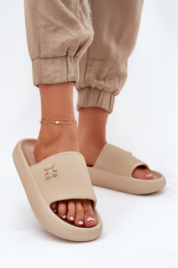 Kerged rannaplätud naiste plätud platvormiga Koos Karuga Vinceza 75210 beeži värvi 2