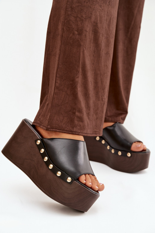 Naistelised sussid platvormiga nukkidega mustas Taireline