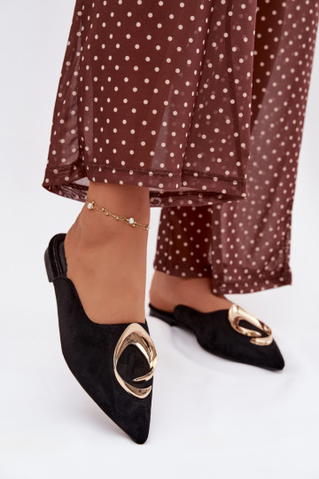 Naistel mustad „Mule" sussid kaunistatud kuldsete detailidega Galvella 2