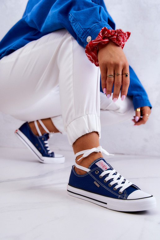 Pealiste omad Klassikalise mudeli vabaaja jalanõud Cross Jeans JJ2R4012C tumesinist värvi