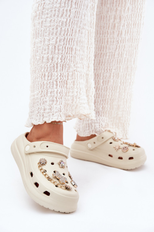 Kerged rannaplätud naiste plätudPrzypinkami beeži värvi Linaviela