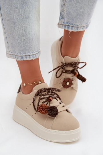 Liivakarva Corinna naiste platvormi spordijalatsid uhkete pomponidega