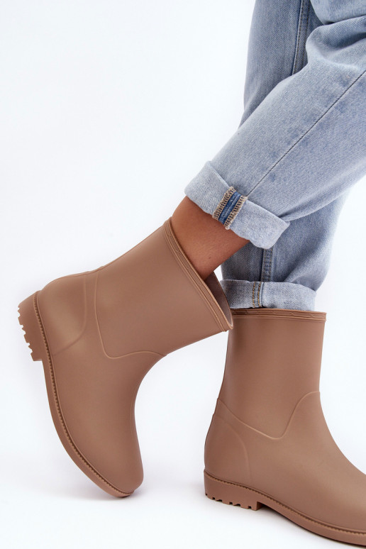 Klassikalise mudeli Pealiste omad Slip-on Kummikud beeži värvi Solihia