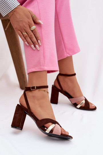 Pealistesandaalid Triipudega Eco Suedeosissee Czekoladosissee Karilora