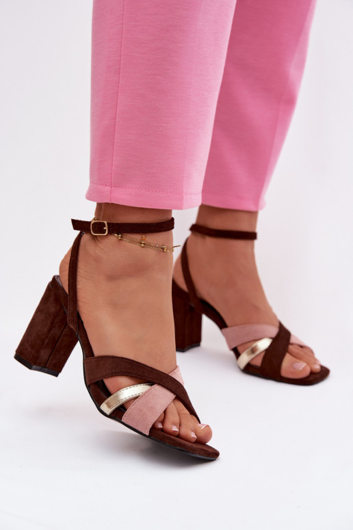 Pealistesandaalid Triipudega Eco Suedeosissee Czekoladosissee Karilora