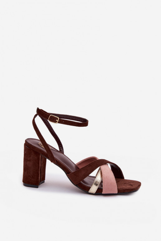 Pealistesandaalid Triipudega Eco Suedeosissee Czekoladosissee Karilora