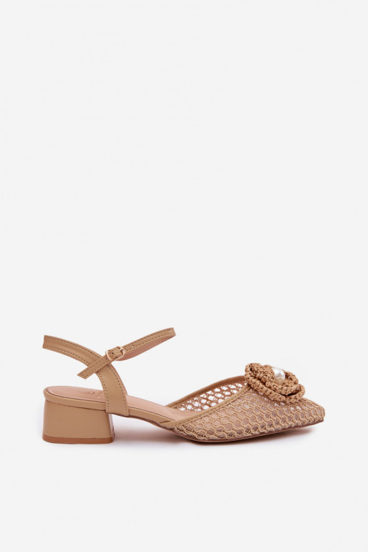 Pealistesandaalid Klockis Koos Ornate Detalem beeži värvi Vionessa