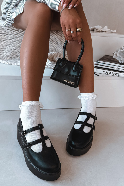 jalatsid Pealiste omad Kiilu peal Triipudega msuud Jesivelle