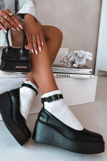 jalatsid Pealiste omad Kiilu peal rihmadega msuud Belvissa 2