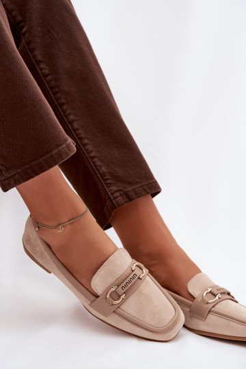 Naistelised beežid mokasiinid kaunistustega „Evelora”