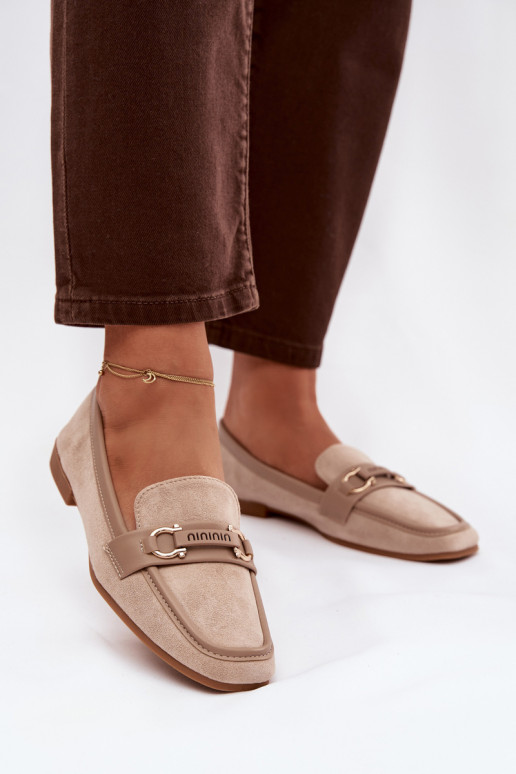 Naistelised beežid mokasiinid kaunistustega „Evelora”