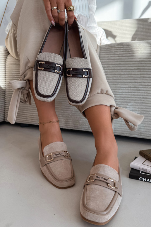 Naistelised beežid mokasiinid kaunistustega „Evelora”