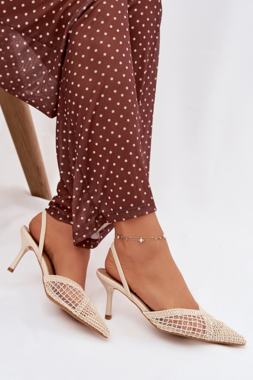 Haneli elevandiluust basutid avatud elementidega ja õhukeste kontsadega