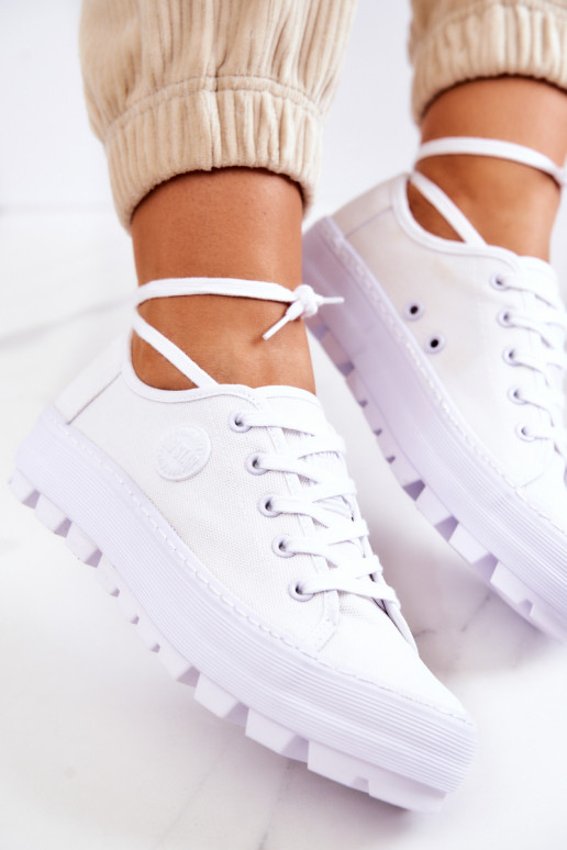 Pealistesaapad platvormiga BIG STAR JJ274488 valget värvi