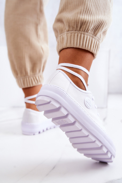 Pealistesaapad platvormiga BIG STAR JJ274488 valget värvi