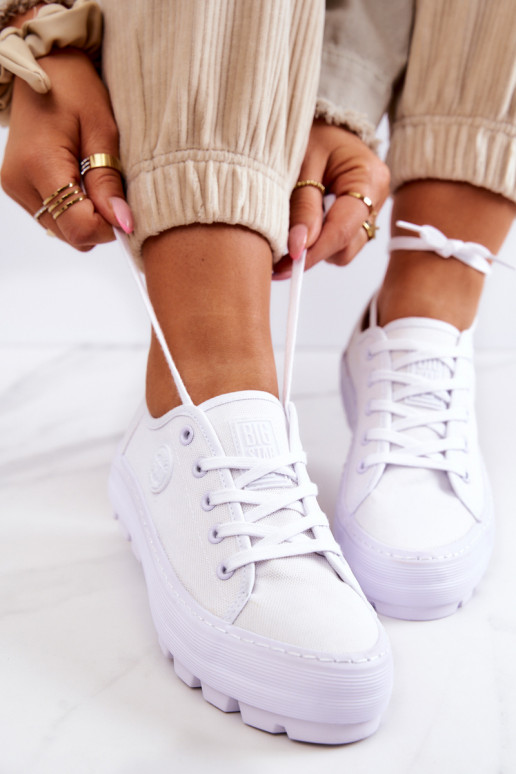 Pealistesaapad platvormiga BIG STAR JJ274488 valget värvi