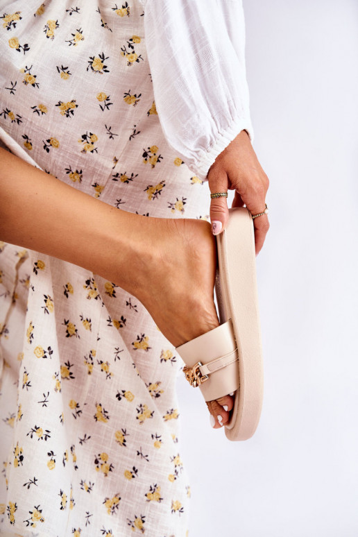 Moodsad plätud Koos ketiga beeži värvi Megosa