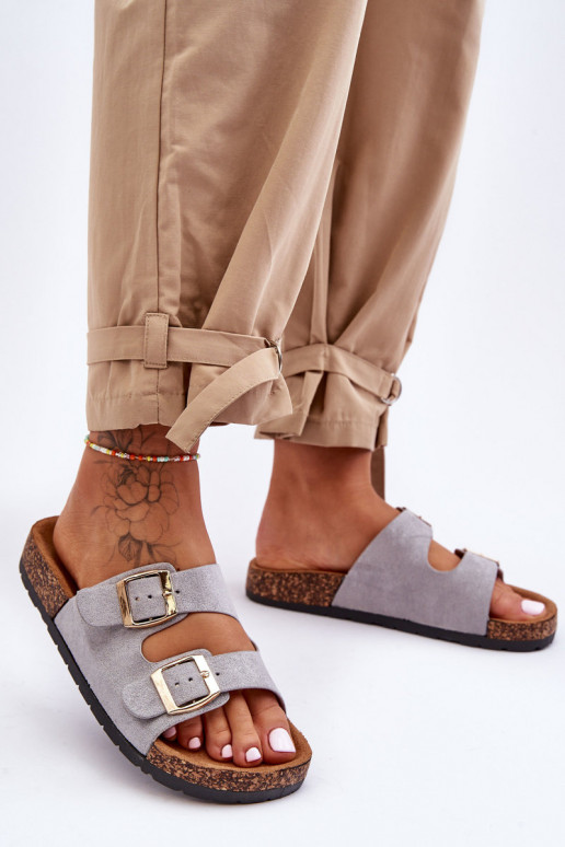 Sisselibistatavad sussid Korgitalla peal Halli värvi Cortina