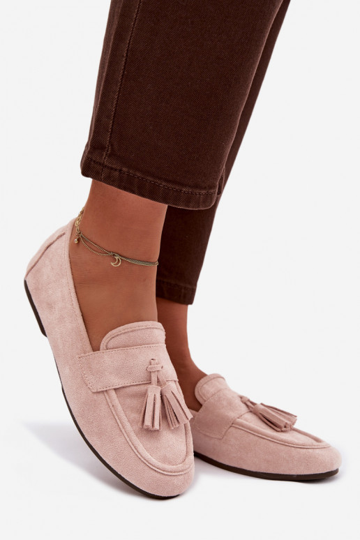 Naistel heledat roosa tooni mokasiinid tupsudega Tai turirilisse