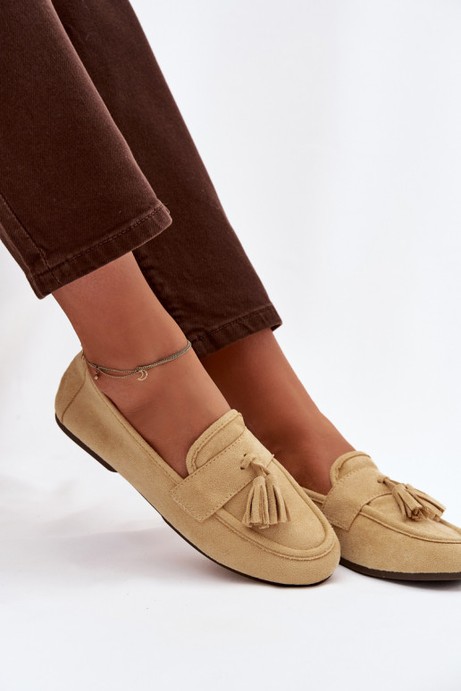 Naiste mokasiinid karvade ja kollase värvi Tai turirilisse