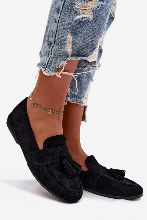 Naiste mokasiinid karvade ja musta värvi Tai turirilisse