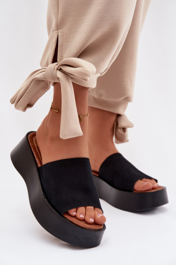 naiste plätud platvormiga msuud Liorisse