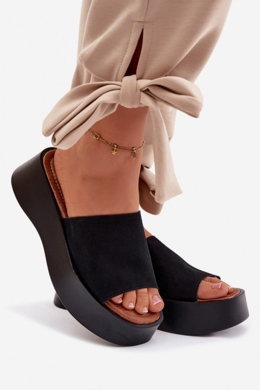 naiste plätud platvormiga msuud Liorisse