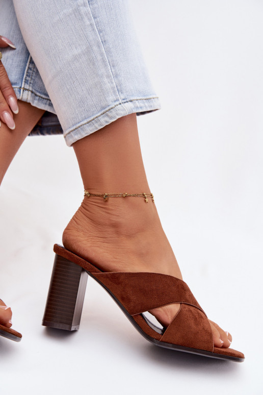 naiste plätud kõrge jämeda kontsaga pruunid värvi Denessa