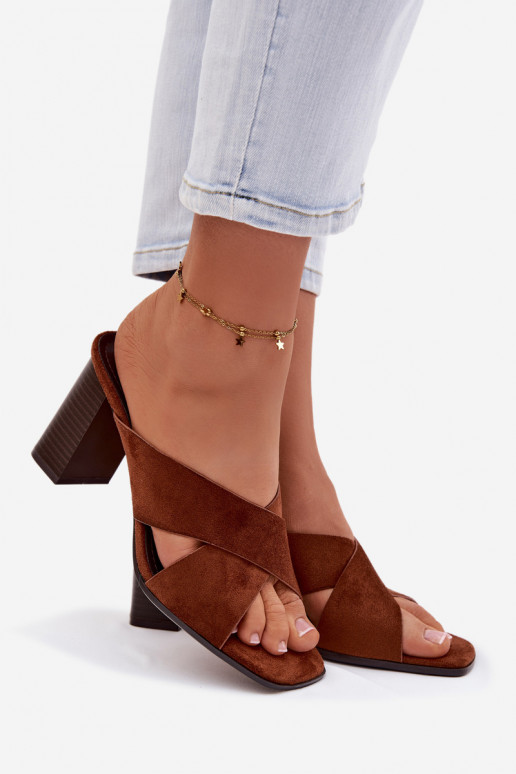 naiste plätud kõrge jämeda kontsaga pruunid värvi Denessa