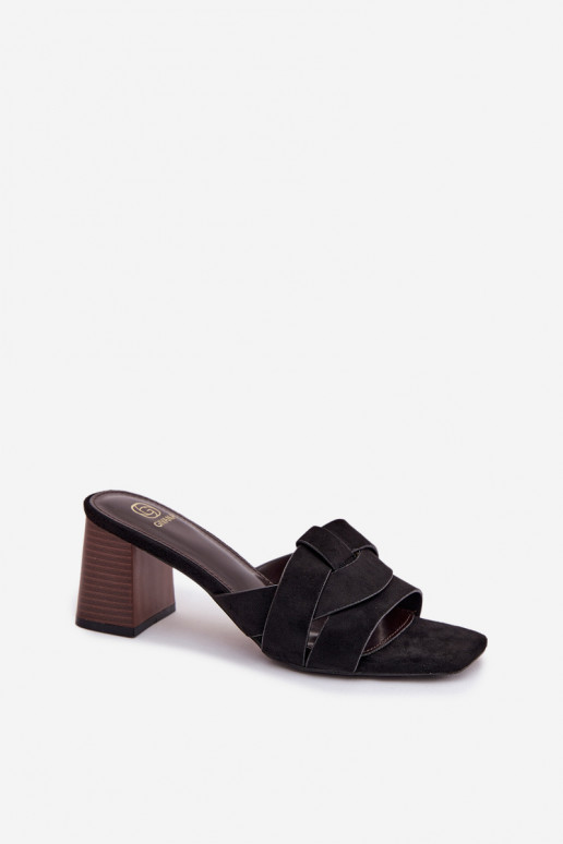 Naistel sussid kontsade ja rihmadega kunstsuede, musta värvi, Corivelle