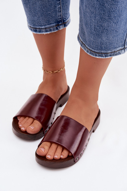 naiste plätud neetidega laiade nööridega bordoo-värvi Brinalle