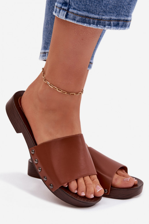 naiste plätud neetidega laiade nööridega pruunid värvi Brinalle