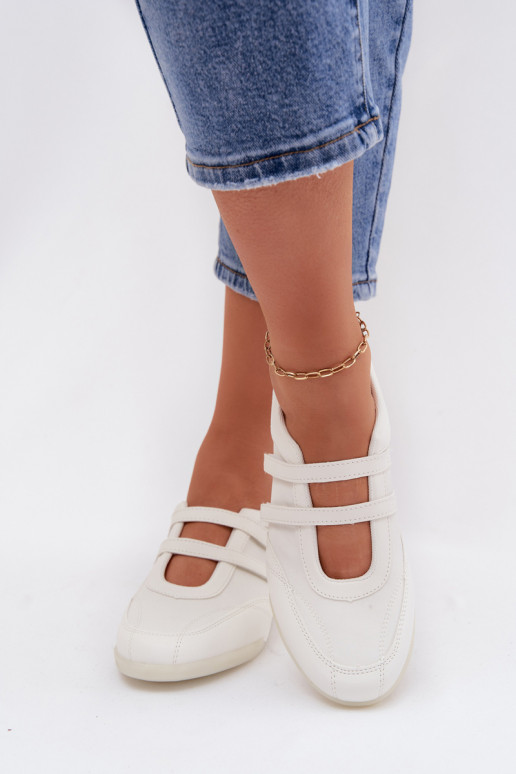 Sportliku stiiliga Baleriinad Pealiste omad Triipudega valget värvi Farvessa