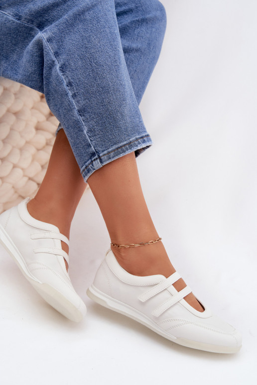 Sportliku stiiliga Baleriinad Pealiste omad Triipudega valget värvi Farvessa