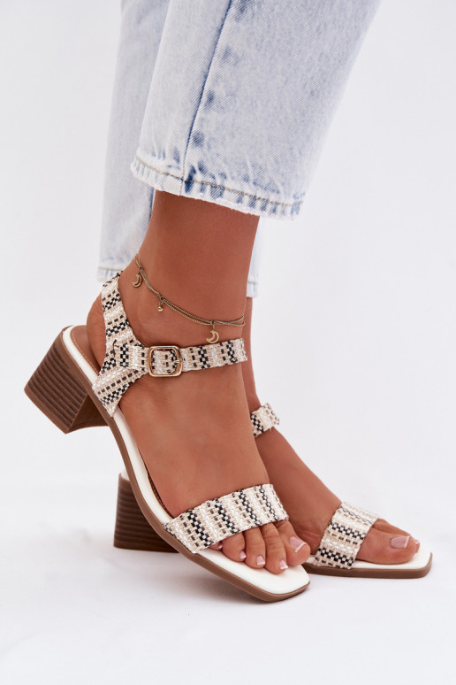 Pealistesandaalid Klockis valget värvi Sabela