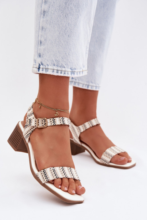 Pealistesandaalid Klockis valget värvi Sabela