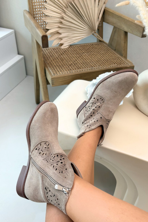 Saapad Pealiste omad laiade nööridega S.Barski HY61-8026 beeži värvi