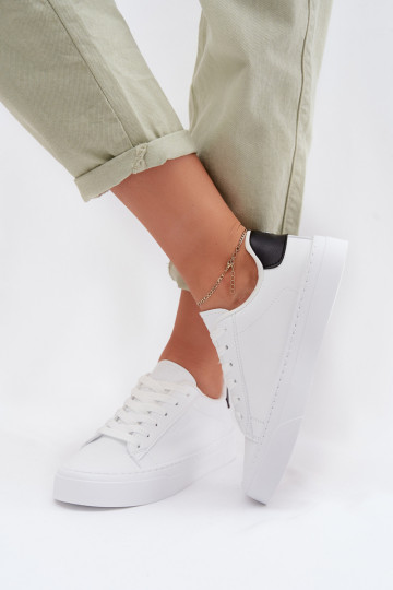 Sneakers tüüpi jalanõud Pealiste omad eko-nahast Big Star TT274928 HI-POLY SYSTEM valget värvi