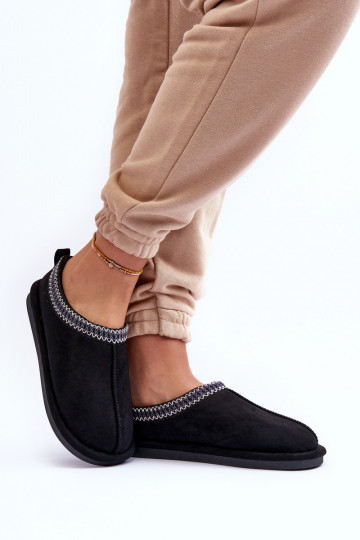 Pealiste omad seemisnakhsed sussid karusnahaga msuud Polinna 2