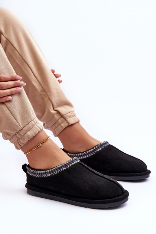 Pealiste omad seemisnakhsed sussid karusnahaga msuud Polinna